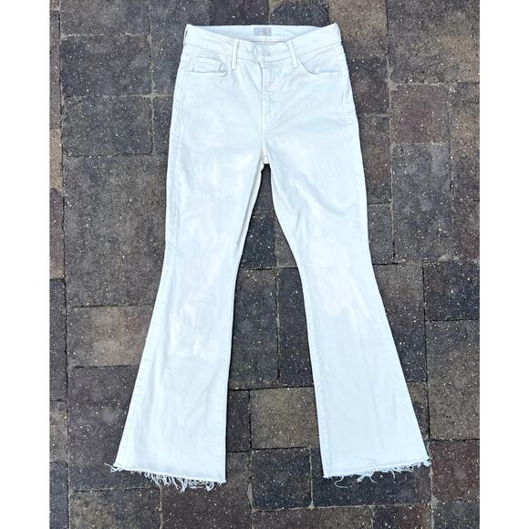 Mother mid rise weekender fray flare mottled cream jeans size 28x31 - Picture 3 of 7